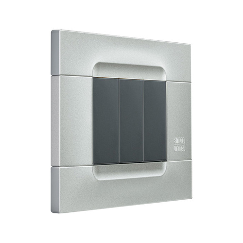 Three modules cover plate, Kàdra monochrome series, technopolymer, Silver