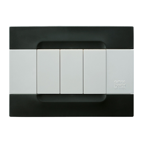 Placca 3 moduli, Kàdra, serie bianca, tecnopolimero, nero auckland